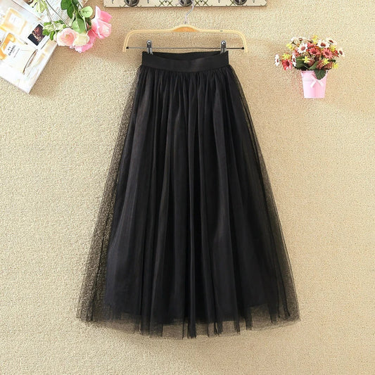 Jupe en Tulle Noir Plissée – Coupe Longue Style Minimaliste